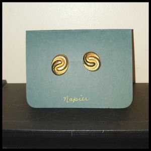 Vintage Napier Gold Tone Earrings